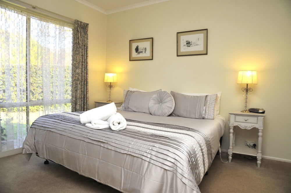 The Birch House - Silver Birches Accommodation Bright Esterno foto