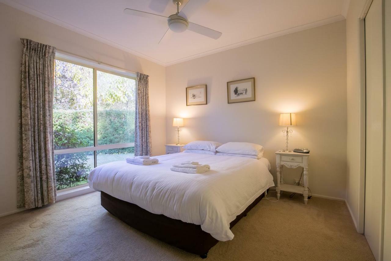 The Birch House - Silver Birches Accommodation Bright Esterno foto